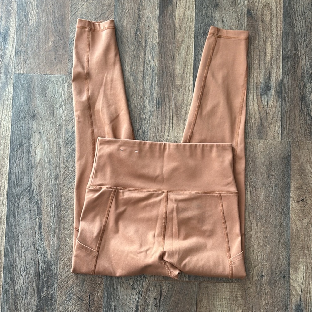 American Eagle Everything Pocket Copper Brown Rust Athletic Leggings medium - Picture 6 of 7
